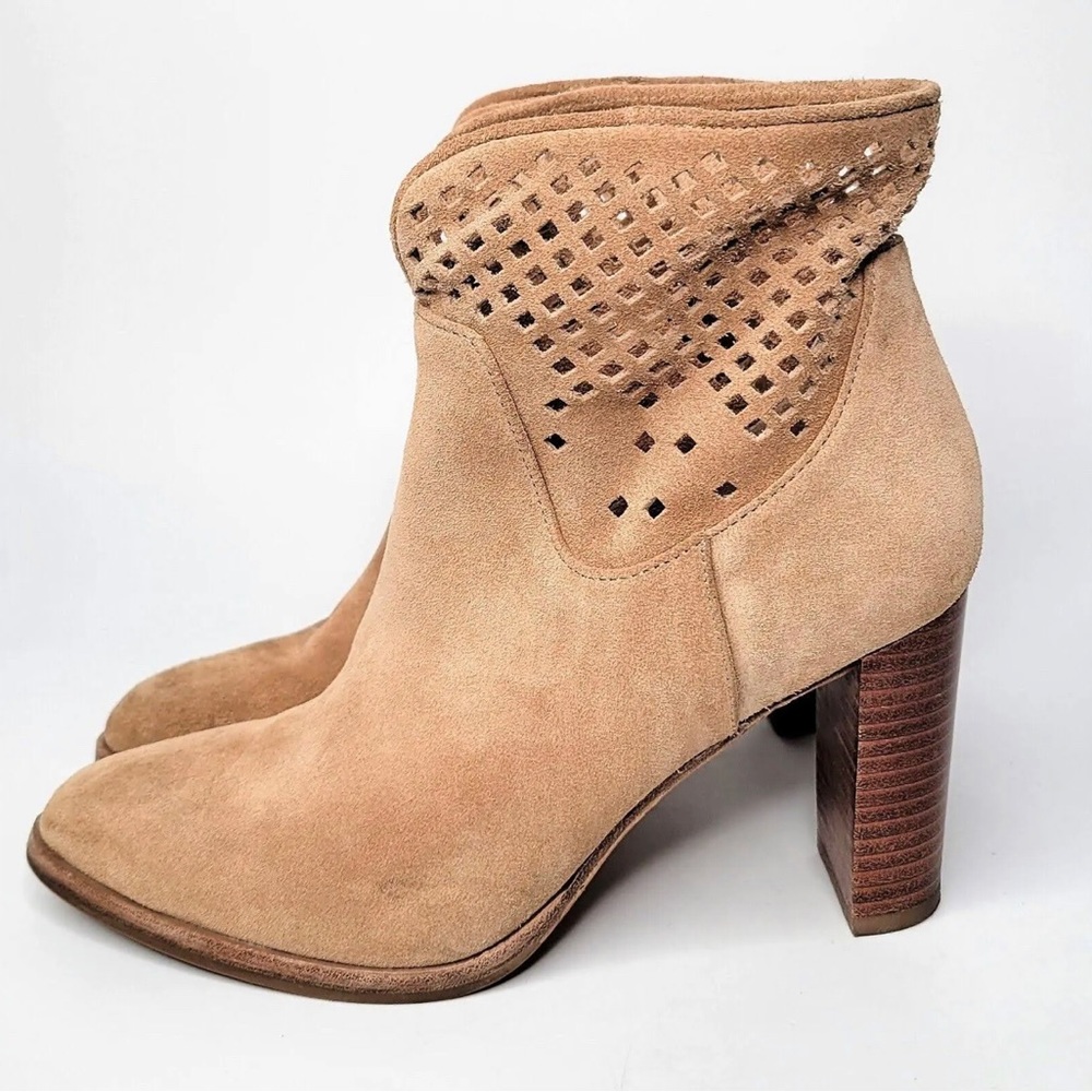 Diane Von Furstenberg Ankle Booties Tan Suede Heels Pull On Womens Size 9